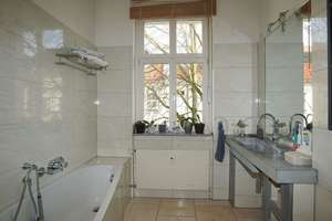 Property thumbnail 11