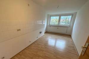 Helle, gemütliche DG Wohnung sucht Nachmieter*in – Lange Straße 55, 1159 Naußlitz, Dresden – Vorschaubild 7