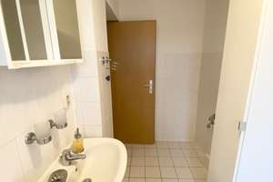 *PROVISIONSFREI* 3-Raum-Eigentumswohnung in Reutershagen mit Wannenbad, Einbauküche und Balkon...!!! – Max-Maddalena-Str. 7, 18069 Reutershagen, Rostock – Vorschaubild 18