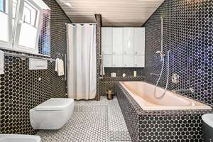 Großzügige Architektenvilla mit Schwimmbad und 2 Doppelgaragen in beliebter Lage von Bonn-Rüngsdorf – Die vollständige Adresse der Immobilie erhältst du vom Anbieter., 53179 Rüngsdorf, Bonn – Vorschaubild 19