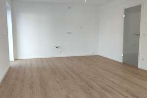 Neubau mit vielseitigen Nutzungsmöglichkeiten in zentraler Lage in Grafenau – Pandurengasse 8, 94481 Grafenau – Vorschaubild 9