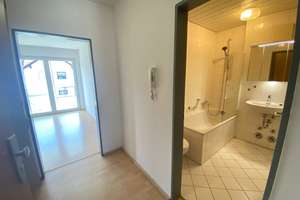 Lebendig wohnen: 2-Zimmer-Wohnung mit Balkon in Ingolstadt NordOst – Die vollständige Adresse der Immobilie erhältst du vom Anbieter., 85055 Nordost, Ingolstadt – Vorschaubild 1