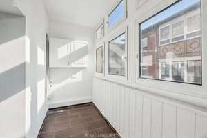 Attraktive 3-Zimmer-Wohnung in Stuttgart-Bad Cannstatt – verglaste Loggia, Einbauküche & Fernwärme – 70376 Neckarvorstadt, Stuttgart – Vorschaubild 4