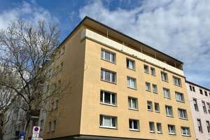 Zweizimmerwohnung mit Küche und neuwertigem Bad im Wiesbadener Westend