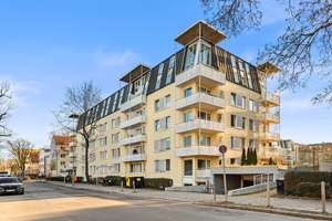 Solide Investition in Pankow: Vermietete 2-Zimmer-Wohnung in Wilhelmsruh – Die vollständige Adresse der Immobilie erhältst du vom Anbieter., 13158 Wilhelmsruh, Berlin – Vorschaubild 1