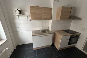 Gemütliche Erdgeschosswohnung mit Einbauküche! – Elisenstraße 17, 39122 Fermersleben, Magdeburg – Vorschaubild 1