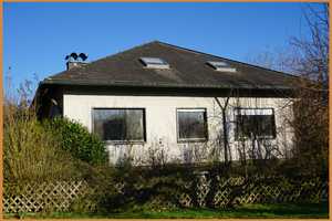 Einmalige Lage für Ihr neues Zuhause! 2-Familien-Wohnhaus mit vielen Möglichkeiten zu verkaufen! – Ortenaukreis – Vorschaubild 1