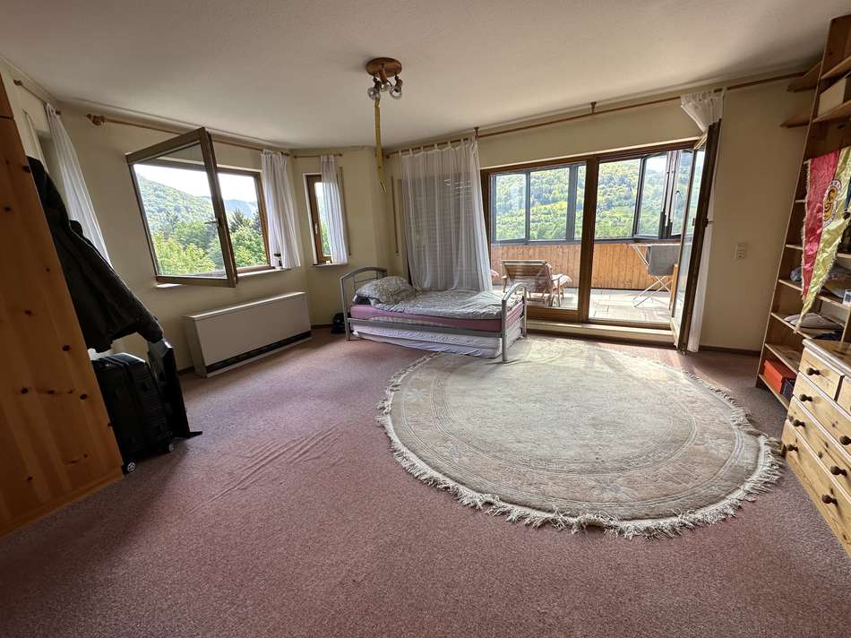 großes Zimmer OG