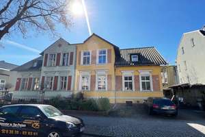 Berlin-Karlshorst: Doppelhaushälfte mit 2 Eigentumswohnungen, Dachterrasse, Garten, PKW-Stellp – Dorotheastraße 33, 10318 Karlshorst, Berlin – Vorschaubild 2