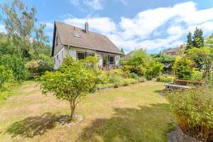 Familienfreundliches Einfamilienhaus mit Vollkeller und Garten in Berlin - Heiligensee – Die vollständige Adresse der Immobilie erhältst du vom Anbieter., 13503 Heiligensee, Berlin – Vorschaubild 2