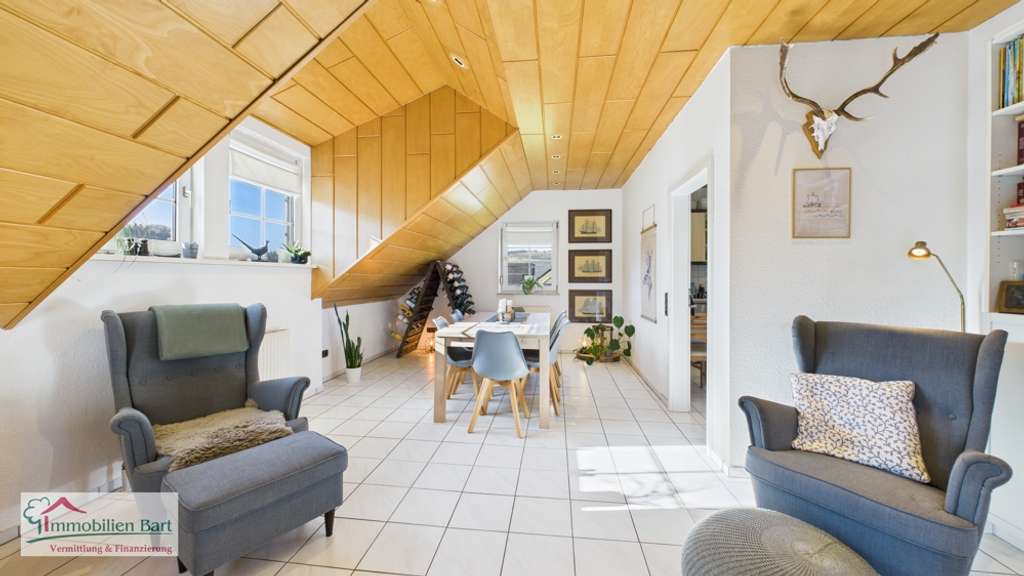 Immobilie in Merzkirchen - SAARBURG: 86 M² WOHNUNG, 2 SZ, GÄSTE-WC IN GUTER LAGE! - Bild 0