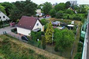 Viel Platz für Ihre Wohnträume – Flexibles Einfamilienhaus mit großem Garten – Berlin – Vorschaubild 22