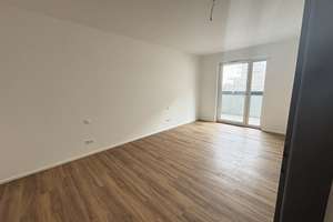 Stilvoll wohnen: Hochwertige 3-Zimmer-Wohnung mit Loggia – Ludwigstraße 17, 72766 Reutlingen-Mitte, Reutlingen – Vorschaubild 3