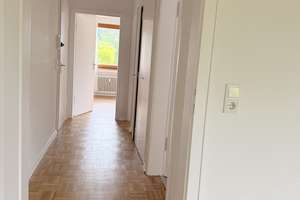 2 Zimmer Wohnung, Top Zustand, Sackgasse, zentrale Lage und im Grünen, neu renoviert – Heribertistraße 9, 44866 Wattenscheid-Mitte, Bochum – Vorschaubild 11