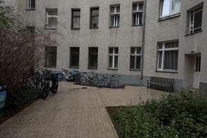 Bezugsfreie Altbauwohnung mit Balkon und Erker in phänomenaler Charlottenburger Lage – Helmholtzstraße 24, 10587 Charlottenburg, Berlin – Vorschaubild 67