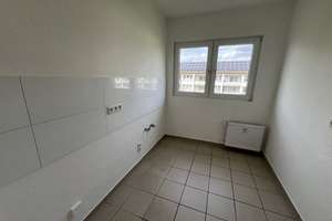 Für Sie! 2 Zi.-Whng. mit Balkon - renoviert - Duisburg Rheinhausen – Brucknerstraße 24, 47226 Rheinhausen-Mitte, Duisburg – Vorschaubild 3