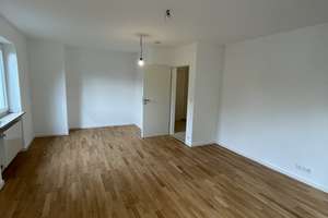 Modernisiertes großzügiges Apartment mit 42m² mit großem Balkon in München Laim - Provisionsfrei !! – Die vollständige Adresse der Immobilie erhältst du vom Anbieter., 80686 Friedenheim, München – Vorschaubild 2