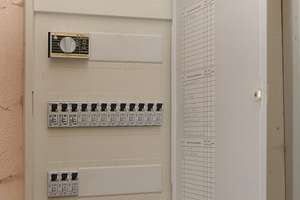 Entkernte Unternehmervilla mit viel Platz, aufteilbar oder Wohnen und Arbeiten unter einem Dach – Die vollständige Adresse der Immobilie erhältst du vom Anbieter., 95233 Helmbrechts – Vorschaubild 17