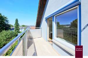 Attraktive, helle 3-Zimmer-DG-Wohnetage mit großem Balkon, Einbauküche und toller Aussicht +++ – 70374 Im Geiger, Stuttgart – Vorschaubild 11