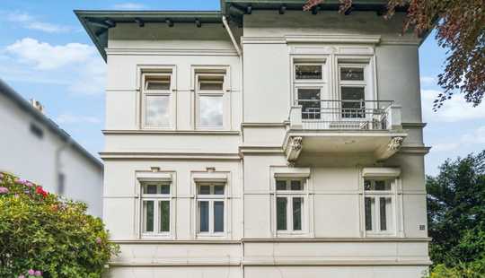 Bild von Charmant, voller Potenzial - Liebhaberobjekt  mit 7 Zimmern in Bahrenfeld