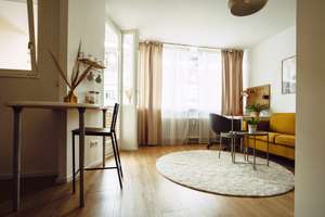 Wohnung nach Modernisierung mit Balkon: Geschmackvolle 1-Zimmer-Wohnung – Stindestraße 27, 12167 Steglitz, Berlin – Vorschaubild 2