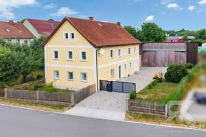 Ländliches Wohnidyll mit viel Platz: Kernsaniertes Bauernhaus mit Garage in Obersdorf – Neustadt a.d. Waldnaab (Kreis) – Vorschaubild 1