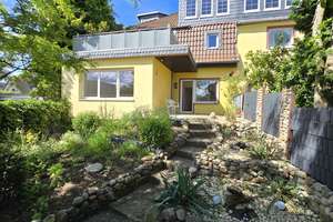 Zum Verlieben: Attraktive 3-Zi-Whg. mit Terrasse & Garten! Garage mgl.!