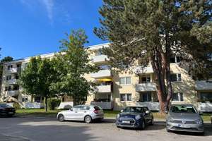 ILIEV IMMOBILIEN: Schön geschnittene 2-Zimmerwohnung mit Südbalkon in PARKSTADT-SOLLN