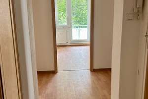 Frisch renovierte 2-Zimmer Wohnung mit Balkon ! – 39122 Fermersleben, Magdeburg – Vorschaubild 5