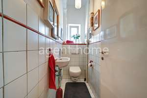 MÖBLIERT - CENTRAL AND GREEN - Charming apartment in a prime location – Die vollständige Adresse der Immobilie erhältst du vom Anbieter., 70176 Feuersee, Stuttgart – Vorschaubild 19