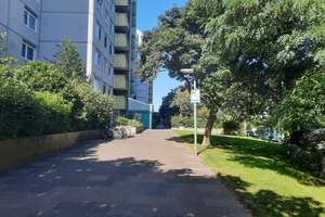 Vermietete 3-Zimmer-Wohnung mit Loggia in Kiel-Mettenhof – Die vollständige Adresse der Immobilie erhältst du vom Anbieter., 24109 Mettenhof, Kiel – Vorschaubild 1