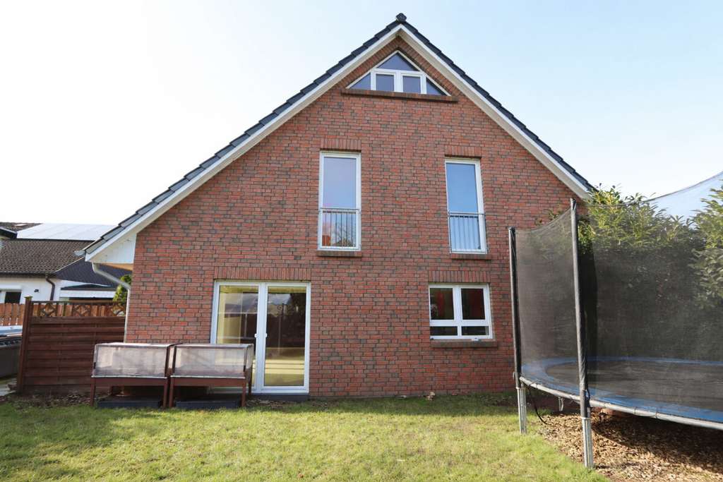 Immobilie in Kisdorf - Schöne Doppelhaushälfte mit Wärmepumpe in Kisdorf - Bild 3