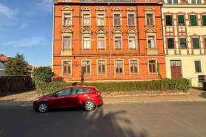Stilvolle 5-Raum-Wohnung mit zwei Balkonen in Leipzig