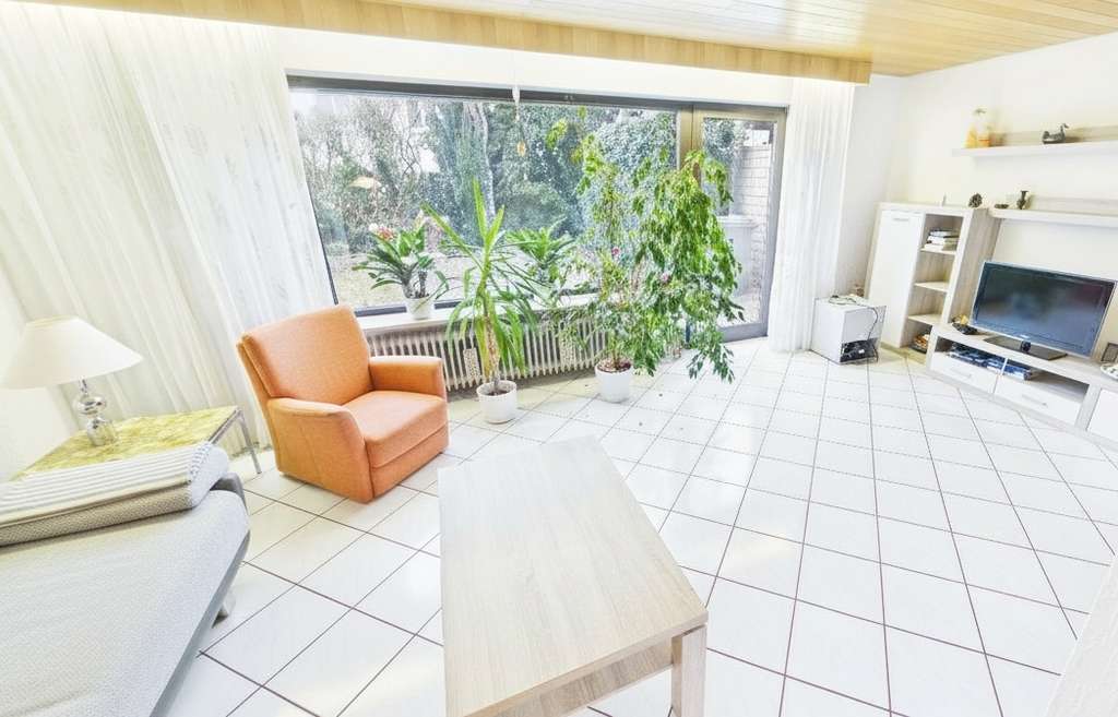 Immobilie in Heilsbronn - Viel Platz für die Familie: Gepflegtes Reihenhaus mit Garage in attraktiver Lage von Heilsbronn - Bild 1