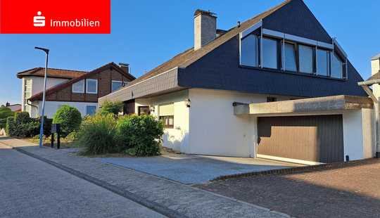 Bild von Großes 1-2 Familien-/Mehrgenerationenhaus in begehrter Hanglage
mit wunderschönem Ausblick