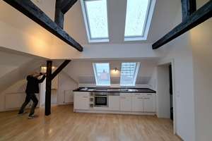 Schöne helle City-Wohnung in ansprechendem Jugendstilgebäude! – Lavesplatz 1, 30159 Mitte (Ortsteil), Hannover – Vorschaubild 2