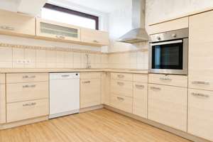 Ruhiges RMH mit 300 m² Grundstück, 110,75 m² Wfl., Garage, Pool, Wintergarten und Balkon in 01109 DD – Die vollständige Adresse der Immobilie erhältst du vom Anbieter., 1109 Hellerau/Wilschdorf, Dresden – Vorschaubild 23