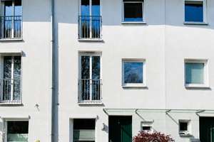 Endliche genügend Platz für Familie und Homeoffice. 5 Zi., 2 Bäder, neues Dach, trockener Keller uvm – Die vollständige Adresse der Immobilie erhältst du vom Anbieter., 22607 Bahrenfeld, Hamburg – Vorschaubild 5