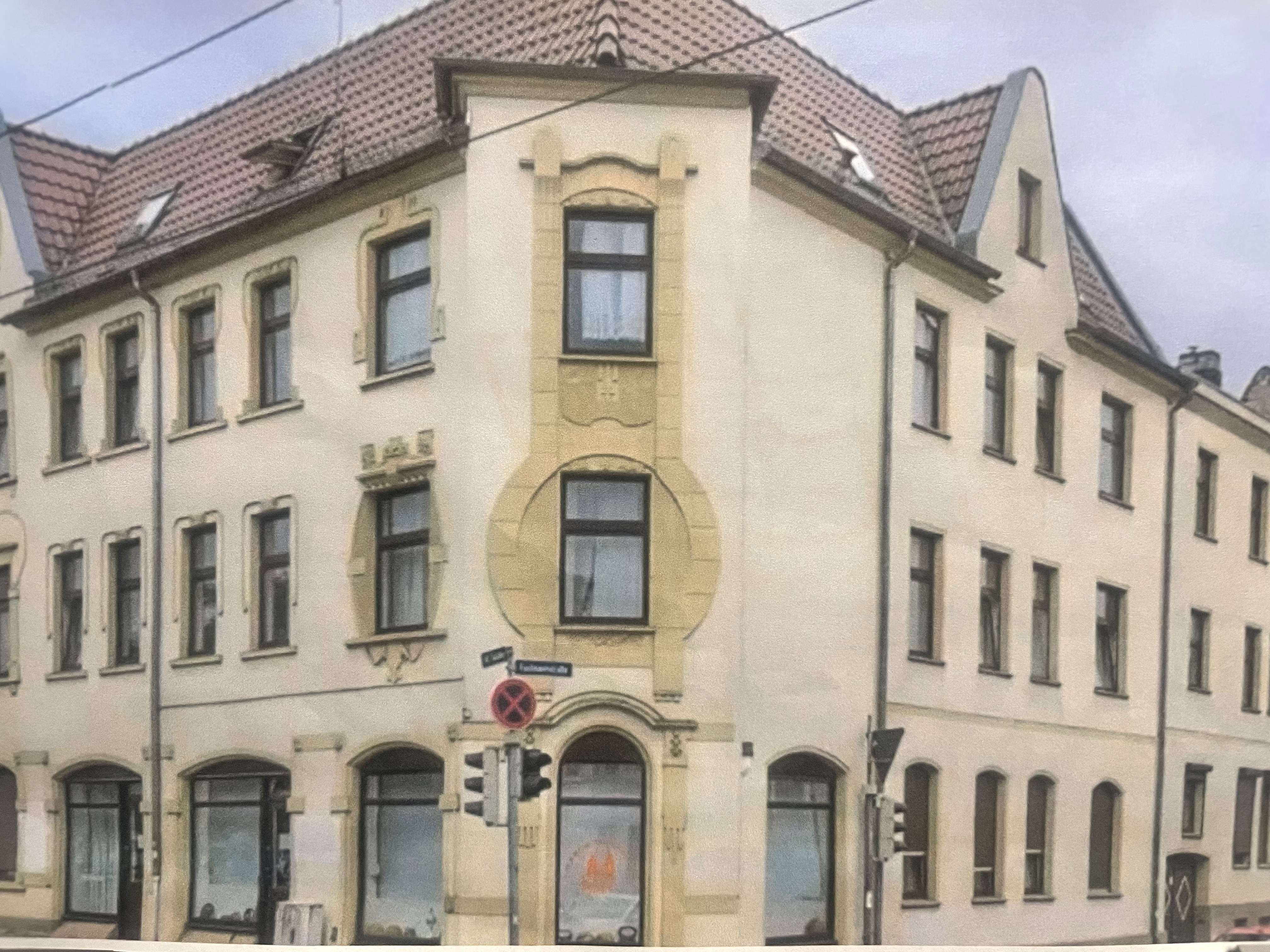 Unsaniertes Mehrfamilienhaus in Magdeburg, Magdeburg – Bild 1