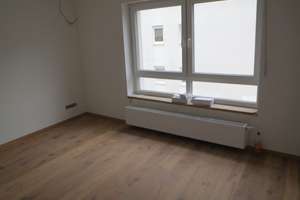 großzügige und luxuriös ausgestattete 3,5 Zimmer-City-Wohnung  – Die vollständige Adresse der Immobilie erhältst du vom Anbieter., 64283 Mitte, Darmstadt – Vorschaubild 7