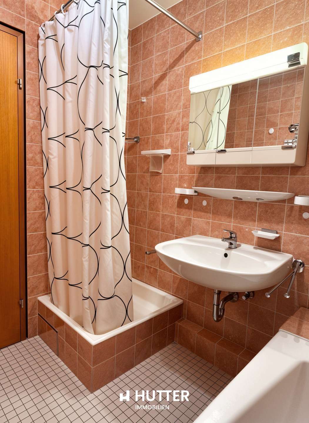 Immobilie in Benningen am Neckar - Gut geschnittene 3-Zimmer-Wohnung mit Entwicklungspotenzial - Bild 6