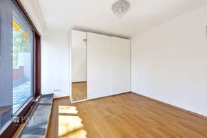 Exklusive Wohnung in ruhiger Lage mit Pool, ideale Raumaufteilung – vielseitig nutzbar & WG geeignet – Die vollständige Adresse der Immobilie erhältst du vom Anbieter., 81479 Solln, München – Vorschaubild 7