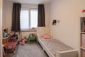 Attraktive 4-Zimmer-Eigentumswohnung mit Garage, großer Terrasse und Gartenzugang in Lierenfeld – 40231 Eller, Düsseldorf – Vorschaubild 4