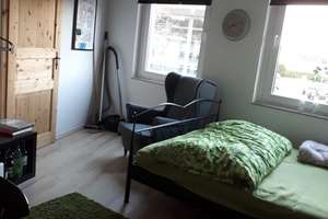 modernisierte 2 Zimmer Wohnung - gerne an Studenten  - nähe FH (E0002)