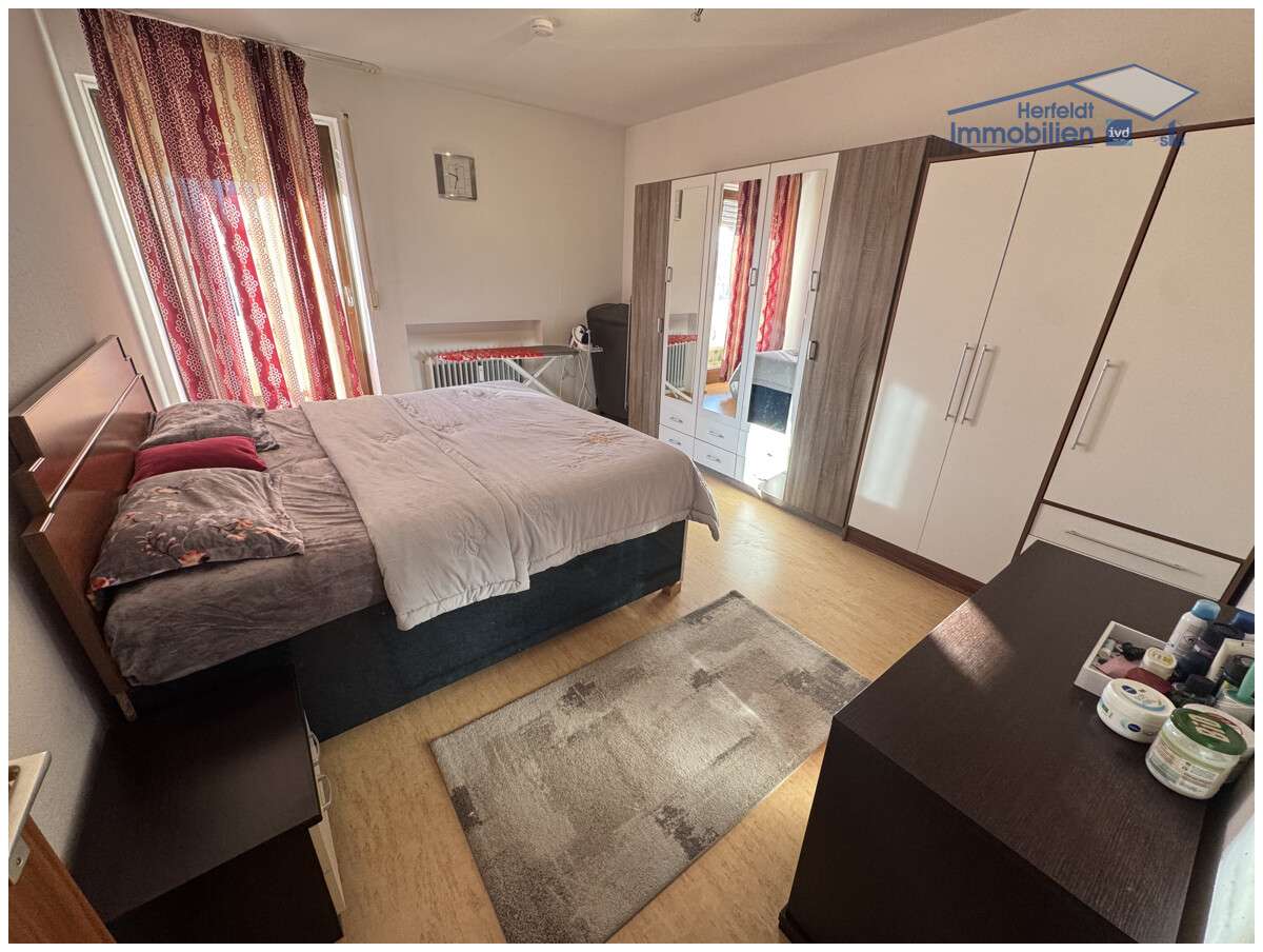 Immobilie in Kaufering - Modernisierte 3-Zimmer-Wohnung mit Süd-Balkon und TG-Stellplatz in zentraler Lage - Bild 8