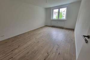 Erstbezug! Sanierte 4-Zimmer Wohnung mit Balkon im westlichen Ringgebiet! – Teichmüllerstr. 11, 38114 Westliches Ringgebiet, Braunschweig – Vorschaubild 3