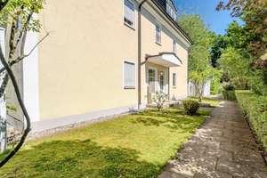 Eingebettet im Grünen – stilvolle 3-Zimmer-Dachgeschosswohnung mit Südterrasse – Die vollständige Adresse der Immobilie erhältst du vom Anbieter., 81827 Waldtrudering, München – Vorschaubild 16