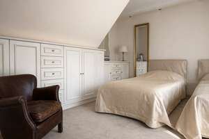 Property thumbnail 9