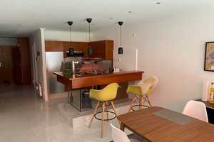 Freundliche 2,5-Raum-Terrassenwohnung mit Tiefgaragenstellplatz – Stuttgart – Vorschaubild 3