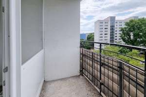 ** AB JUNI ** - frisch renovierte 2-Zimmer-Wohnung in DD-Prohlis! – Albert-Wolf-Platz 2, 1239 Prohlis-Süd, Dresden – Vorschaubild 3